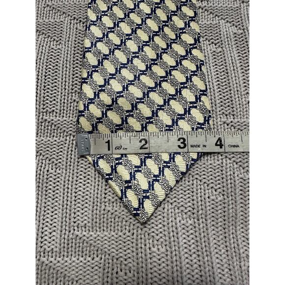 Vintage Henri Christian cream geometric print silk tie - Picture 5 of 5